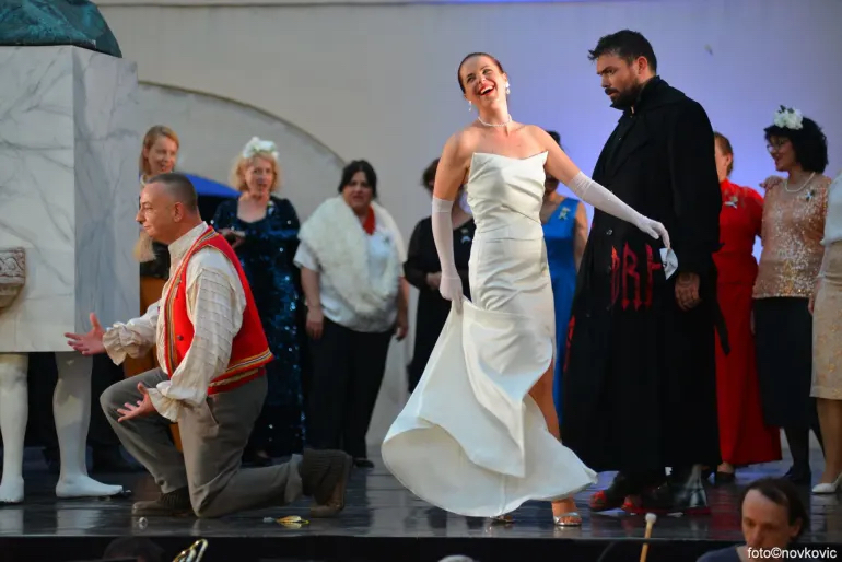 pkfev62m3os0zmfr4qbz kopija.jpg